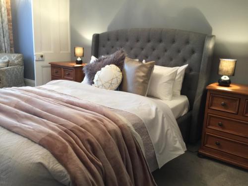 Blackwood House – Photos 2