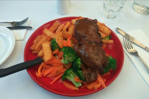 Comida en el hotel o alrededores