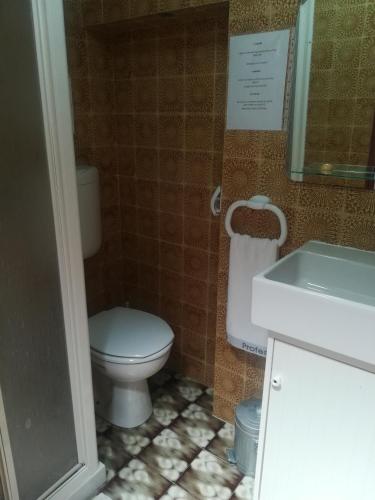 Bilik mandi di quartos da praia