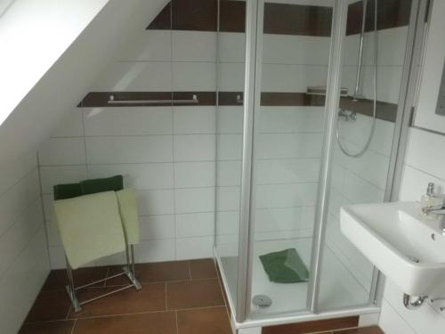 Bathroom sa Ferienwohnung PUNKT, 5 Gehminuten vom Europa-Park