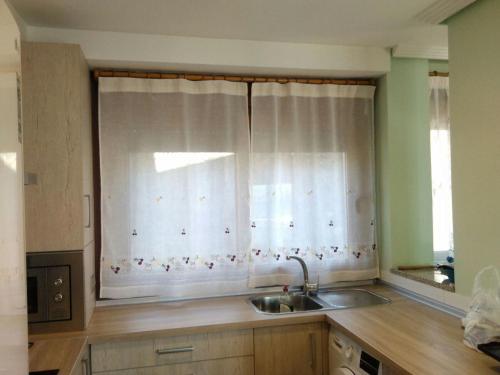 A kitchen or kitchenette at Illas Atlanticas