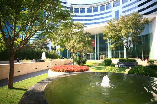 Gallery image of Jian Guo Garden Hotel in Beijing