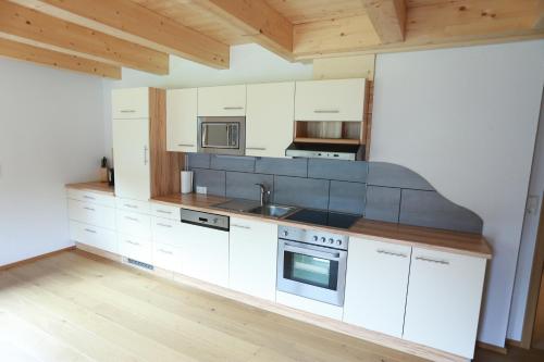 Dapur atau dapur kecil di Ferienwohnung Haus Pötscher