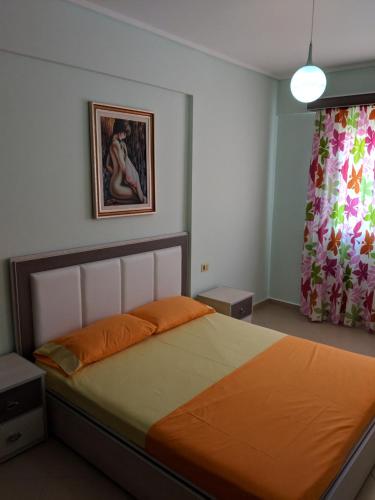 Seafront Apartment 객실 침대