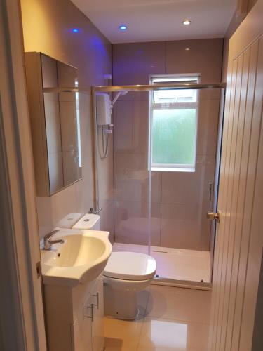 Koupelna v ubytování Webb place 2 bedroom apartment !