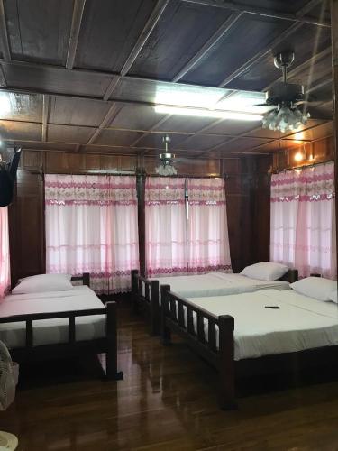 Φωτογραφία από το άλμπουμ του Polpol & Nuanlaor Hotel σε Phrae