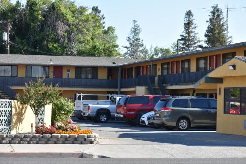 Apex Inn – Photos 3