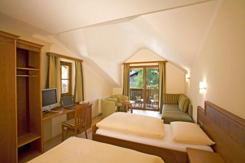 Gallery image of Garten - Hotel Sallerhof in Salzburg