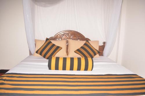 Cama o camas de una habitación en Ella River Face Inn