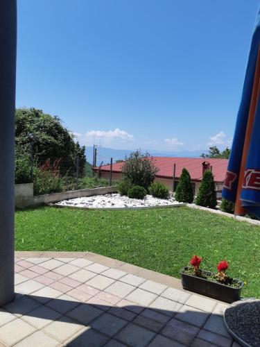Taman di luar Ohrid Sunset Apartments Velestovo