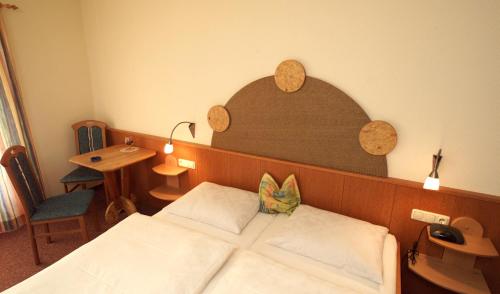 Cama o camas de una habitación en Pension Lachmayr