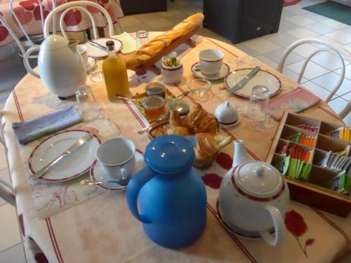 Možnosti zajtrka za goste nastanitve Au Clos de l'Epinay