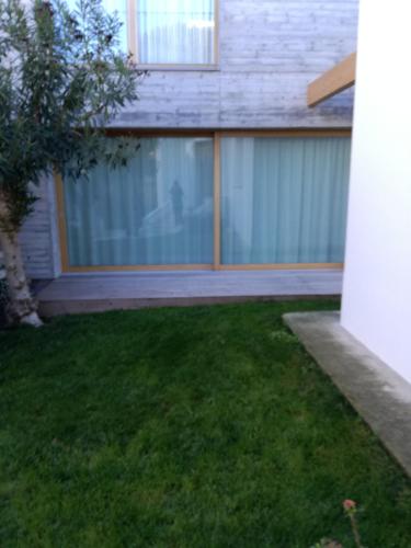 a view of a house with a yard at La casa di Mario tra le case in Ortona