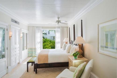 Letto o letti in una camera di The Palms Turks and Caicos