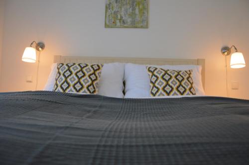 Apartmány Charlieにあるベッド