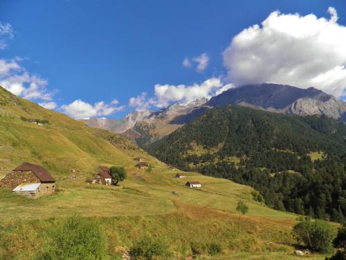 Un paisaje natural cerca del hotel