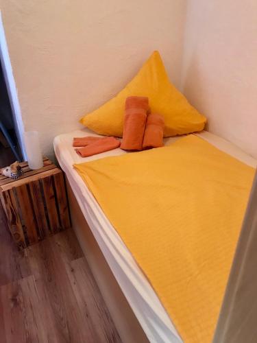 Ένα ή περισσότερα κρεβάτια σε δωμάτιο στο Residenz Moselzauber - Ferienwohnungen mit Pool Landschaft