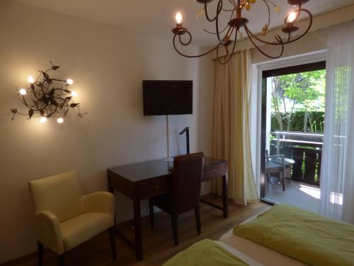 Μια τηλεόραση ή/και κέντρο ψυχαγωγίας στο Hotel Engelhof