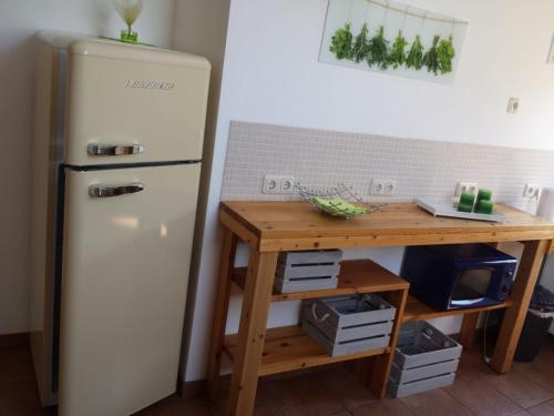 Dapur atau dapur kecil di Ferienwohnungen "Weitblick" und "Schwalbennest"