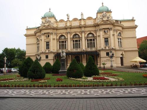 Gallery image of Royals Flower Apartments III in Krakow