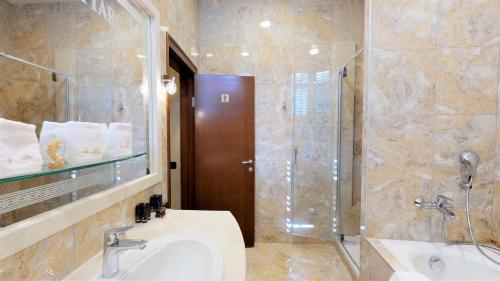 Historic Boutique Hotel Cattaro tesisinde bir banyo