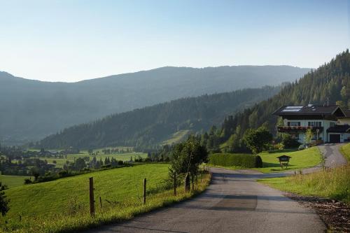 Zdjęcie z galerii obiektu Gästehaus Zum Tauern w mieście Radstadt
