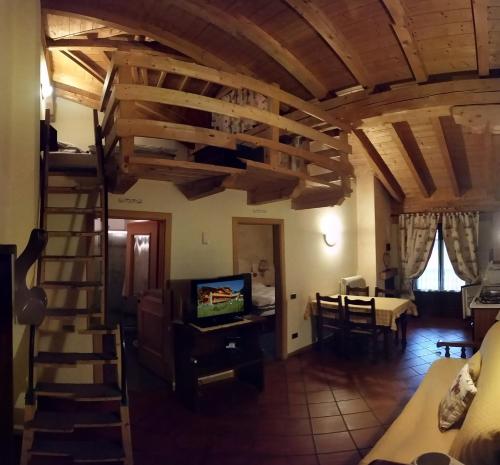 TV a/nebo společenská místnost v ubytování Residence Ruetoreif