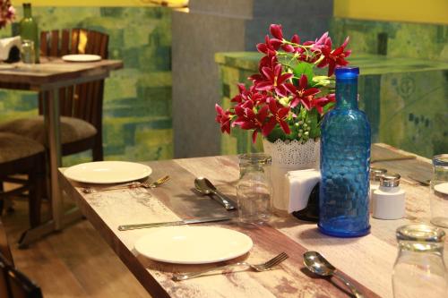 Restoran atau tempat lain untuk makan di Hotel Dayal Shree Paradise