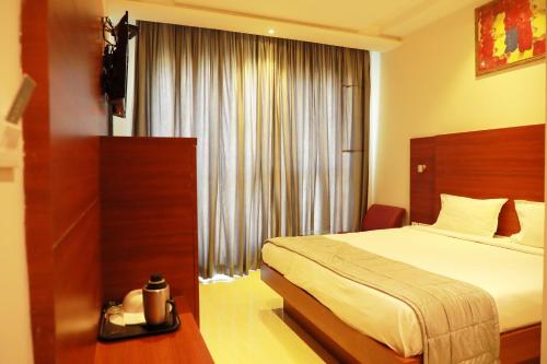 Gallery image of Avenue Hotel in Chennai
