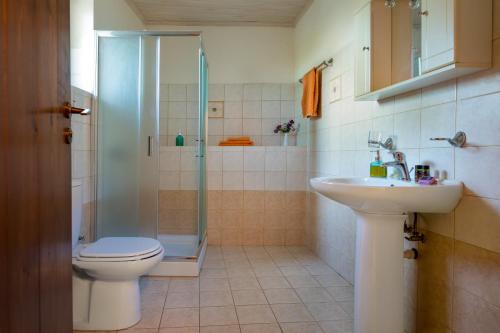 Kúpeľňa v ubytovaní Lithari