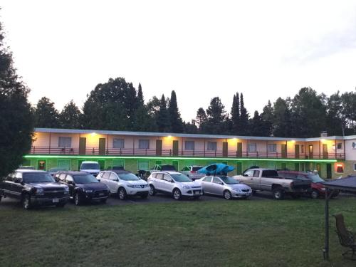 Φωτογραφία από το άλμπουμ του Cedars Motel σε Ironwood