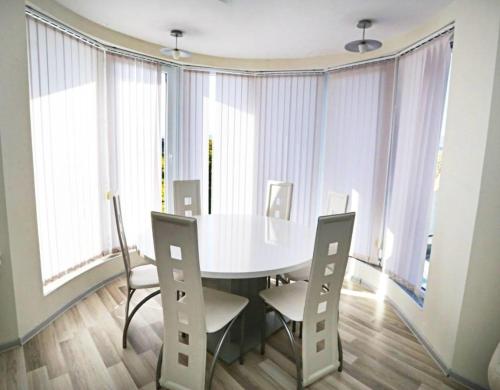 Foto de la galeria de Apart Hotel Central a Momchilgrad