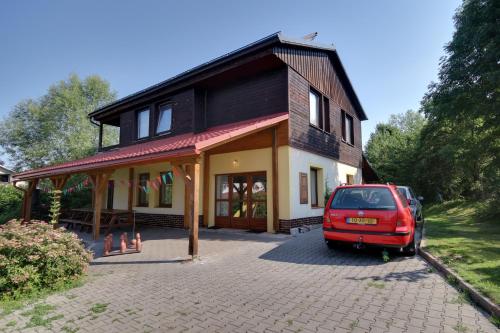 Budova, kde se prázdninový dům nachází