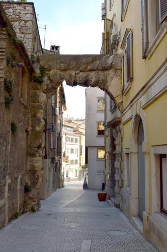 Apartment Evie - Central Historical Quarter by Irundo