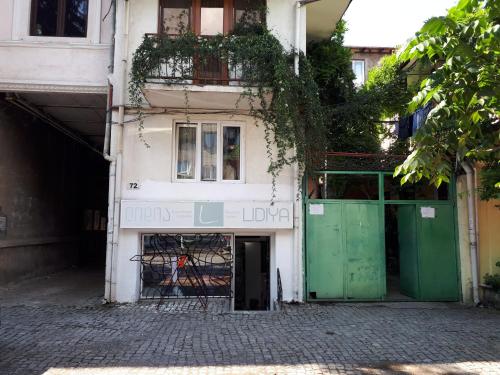 Foto dalla galleria di Apartment on Parnavaz Mepe 72 a Batumi