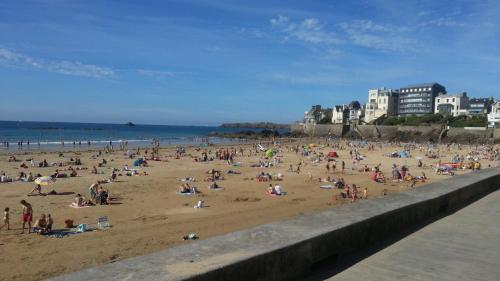 Gallery image of Le Magellan-Plage in Saint Malo