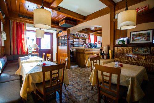 Restaurace v ubytování Hotel-Gasthof Strasswirt