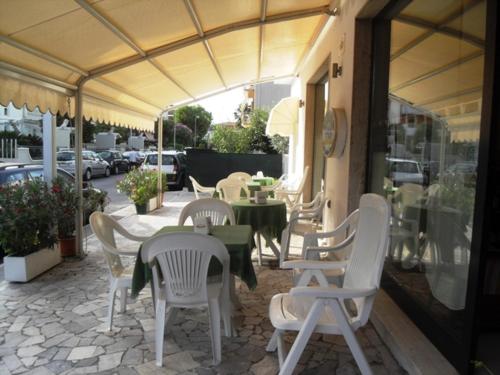 Restaurant ou autre lieu de restauration dans l'établissement Hotel Ferrara