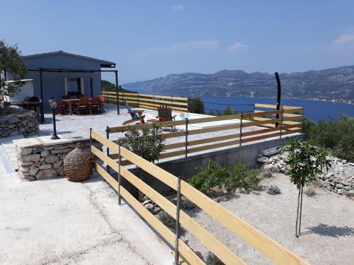 Zdjęcie z galerii obiektu BELLAVISTA Luxury Lodge w Korčuli