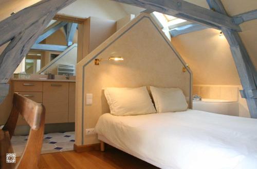 Photo de la galerie de l'établissement la cour d'eloyse, à La Chapelle-sur-Oreuse