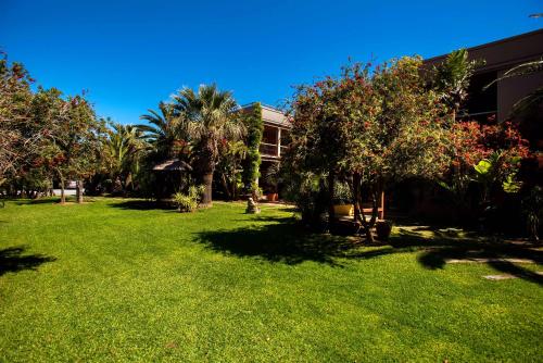 Chillout Hotel Tres Mares