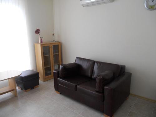 Ruang duduk di Kavarna Paradise Apartments