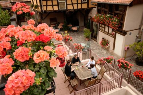 Гости La Cour du Bailli Suites & Spa