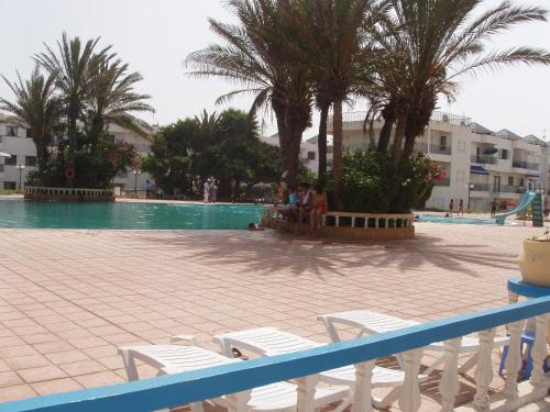 La alberca dentro o cerca de Appartement Palm Beach