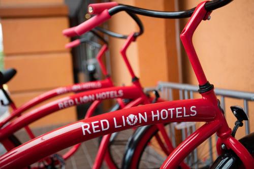 Pyöräilyä majoituspaikan Red Lion Hotel Seattle Airport alueella tai lähistöllä