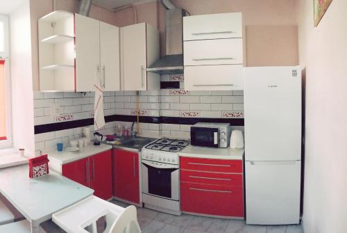 Η κουζίνα ή μικρή κουζίνα στο Lucky Apartment - Lviv Old Town