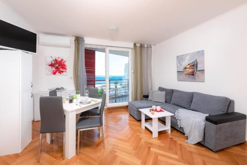 Beachfront Apartment Zeljko