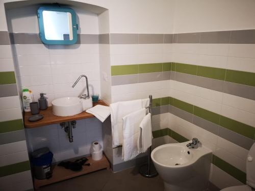 Bilik mandi di Sicily The Well Apartments