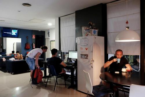 Alternative Creative Youth Hostel Barcelona