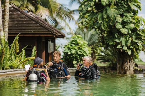 Gallery image of Sinalei Reef Resort & Spa in Maninoa